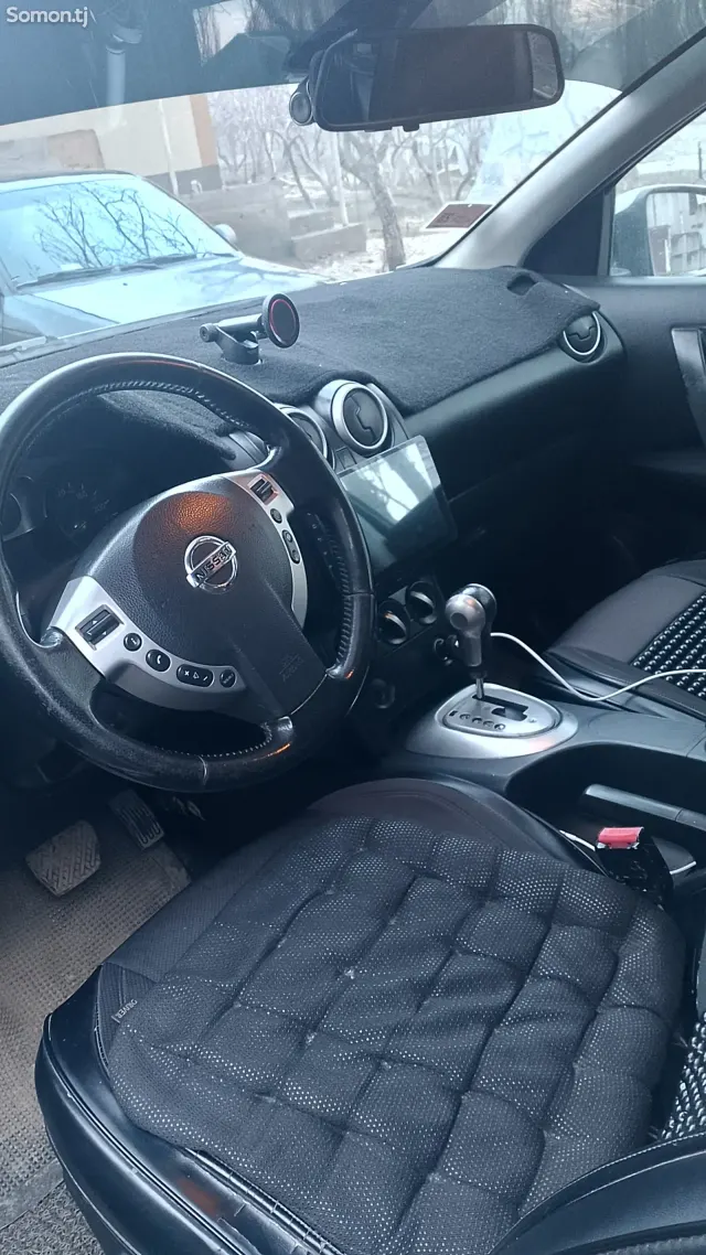 Nissan Qashqai 2008 · 2.0 AT