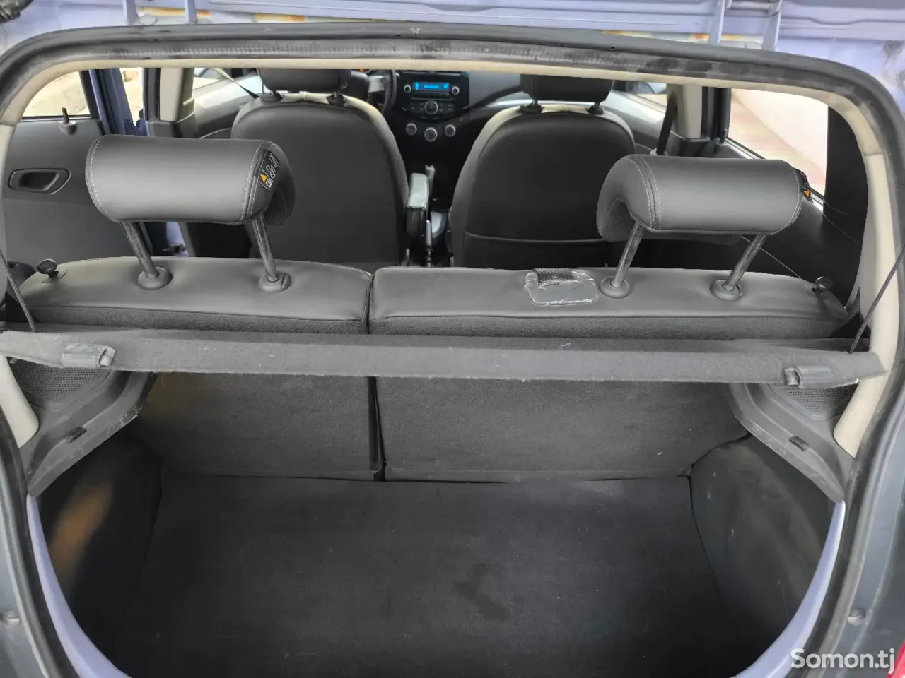 Chevrolet Spark 2015 · 1.0 AT