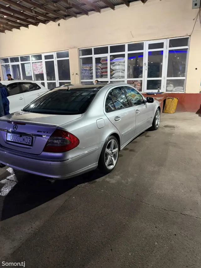 Mercedes-Benz E class 2007 · 3.5 AT