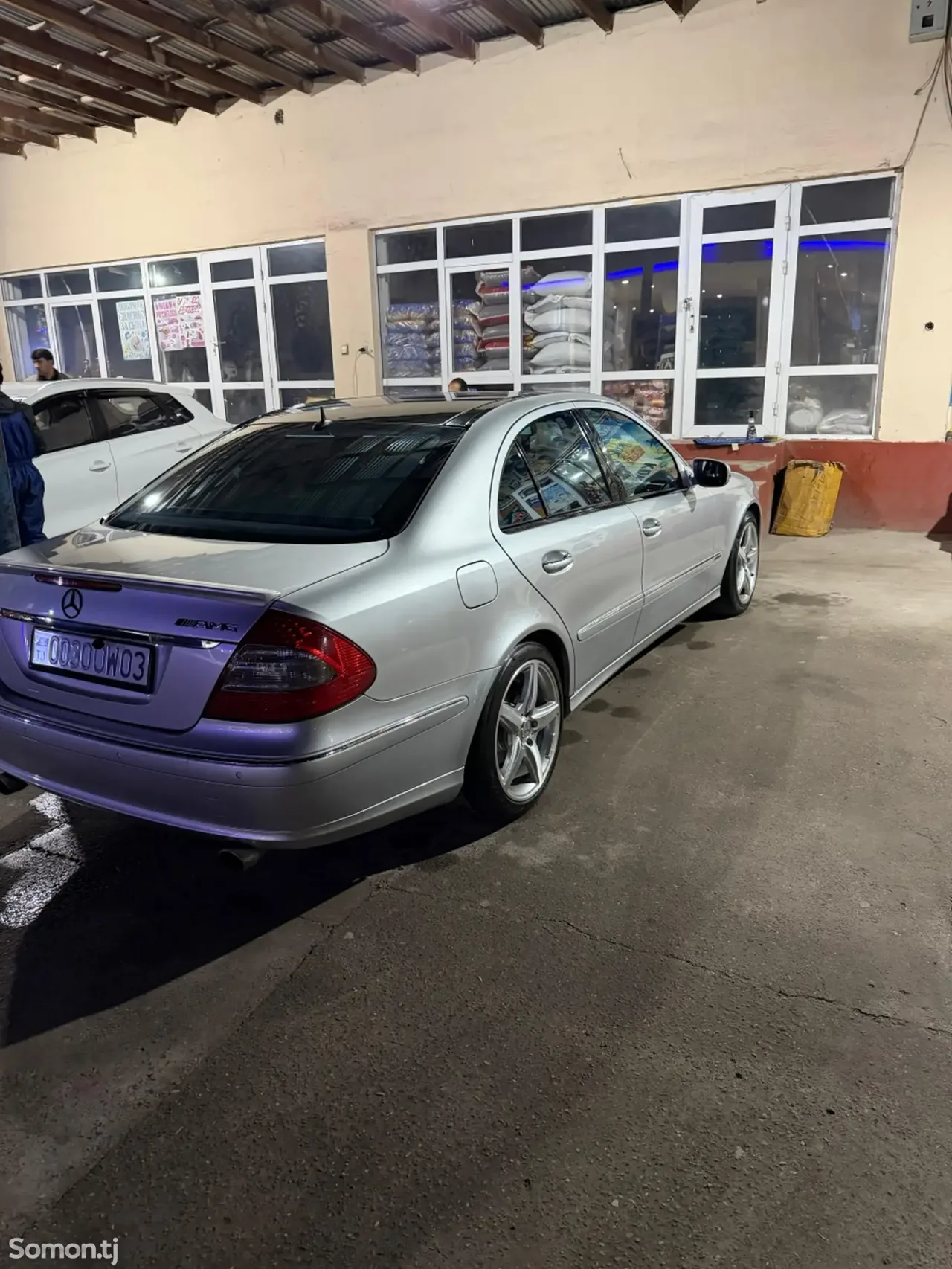 Mercedes-Benz E class 2007 · 3.5 AT