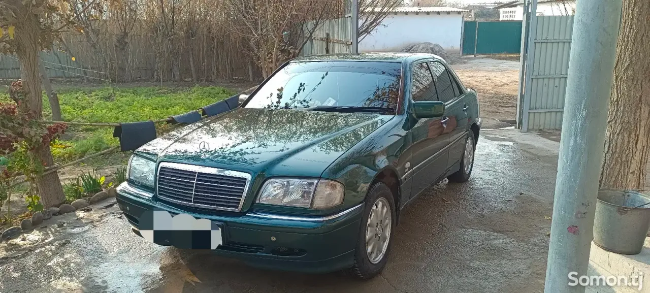 Mercedes-Benz C class 1999 · 2.0 AT
