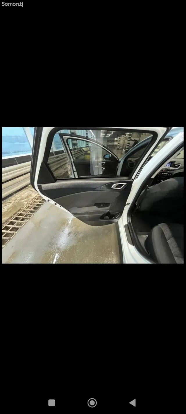 Kia Ceed 2019 · 1.6 AT