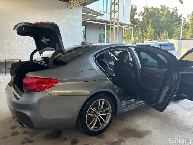 BMW 5 series 2017 · 2.0 AT
