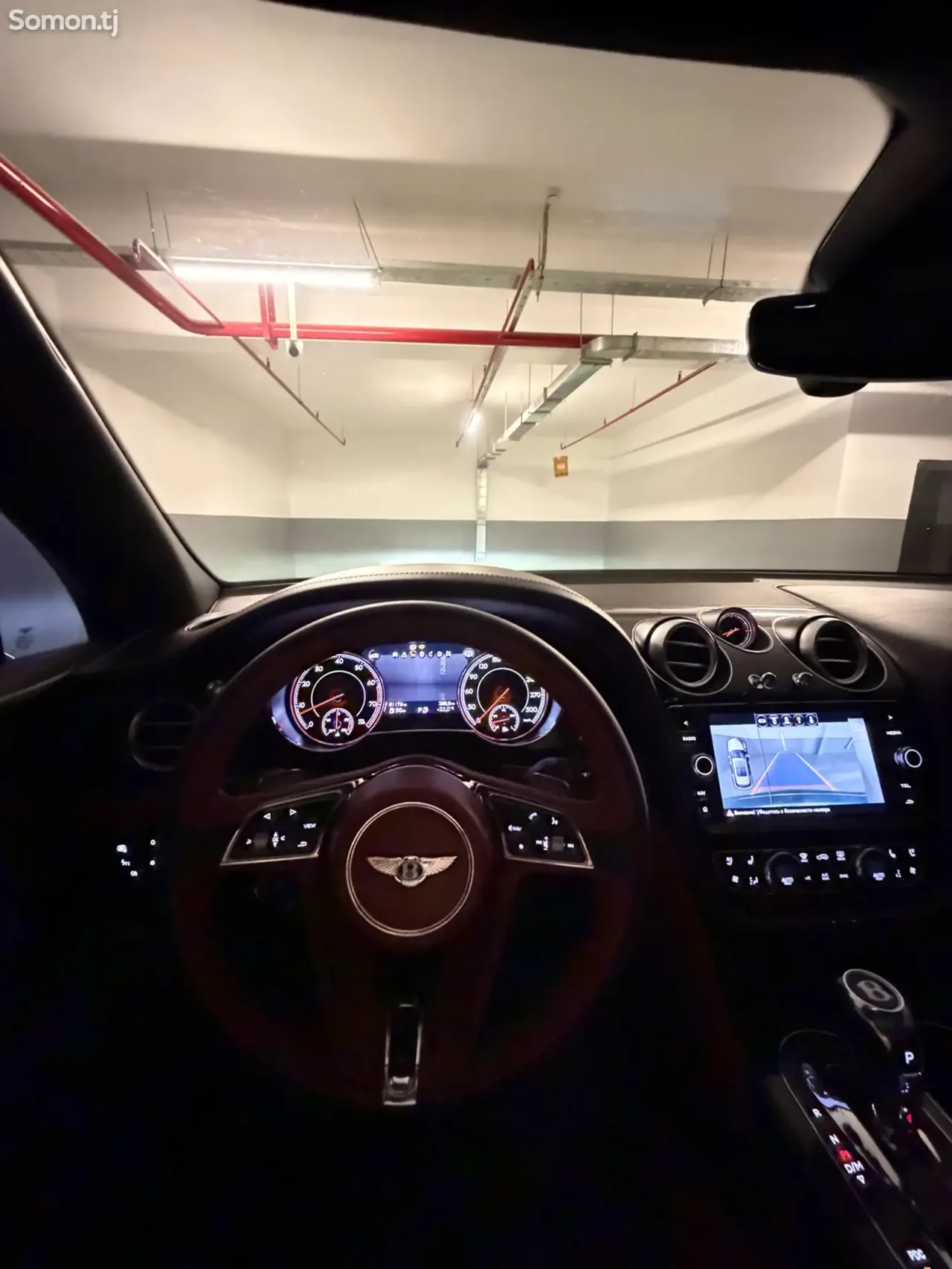 Bentley Bentayga 2018 · 6.0 AT