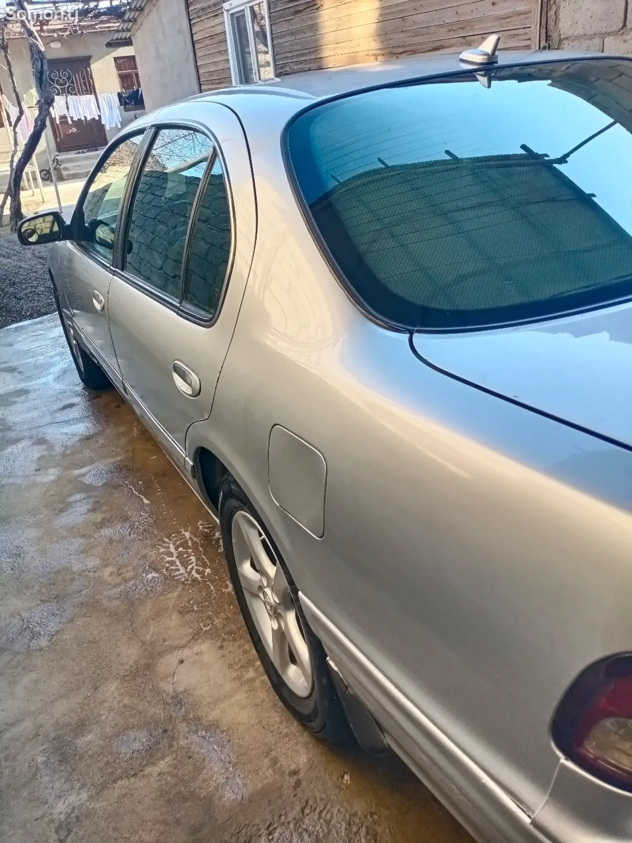 Nissan Cefiro 1997 · 2.0 AT