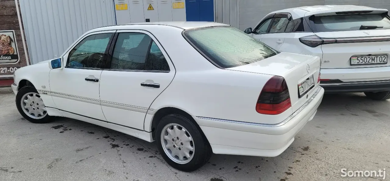 Mercedes-Benz C class 1997 · 2.0 AT