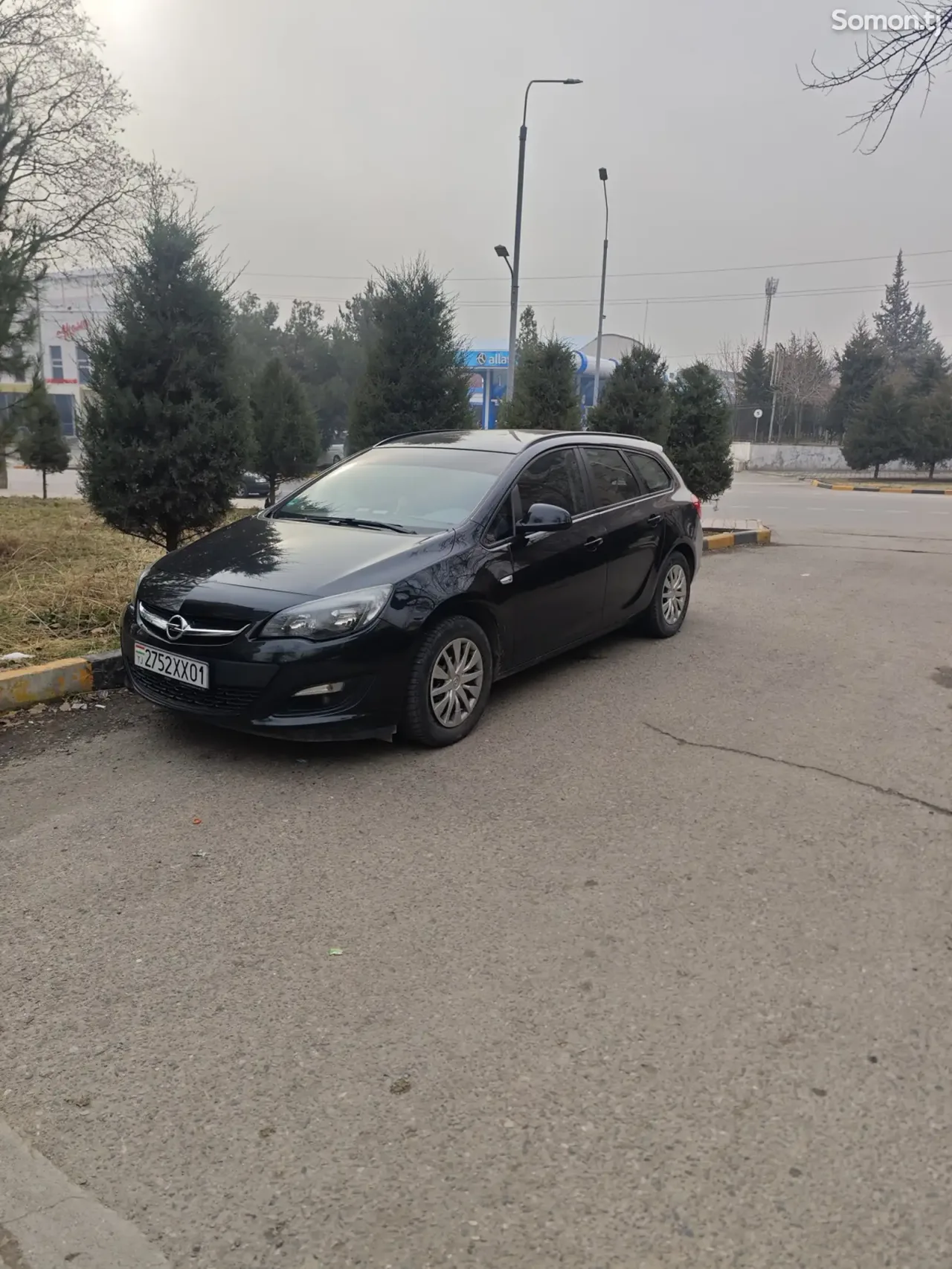 Opel Astra J 2016 · 1.6 MT