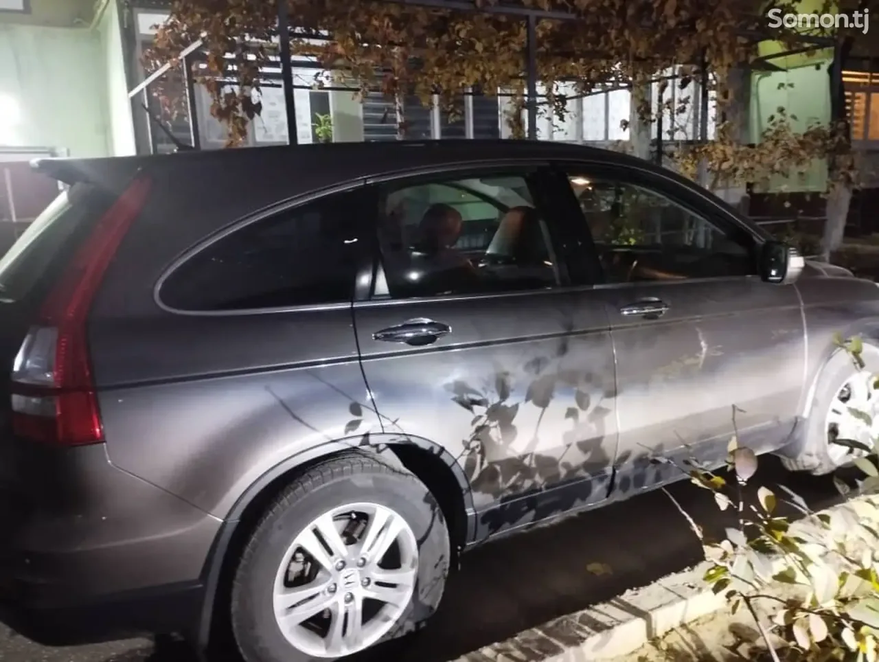Honda CR-V 2011 · 2.4 AT