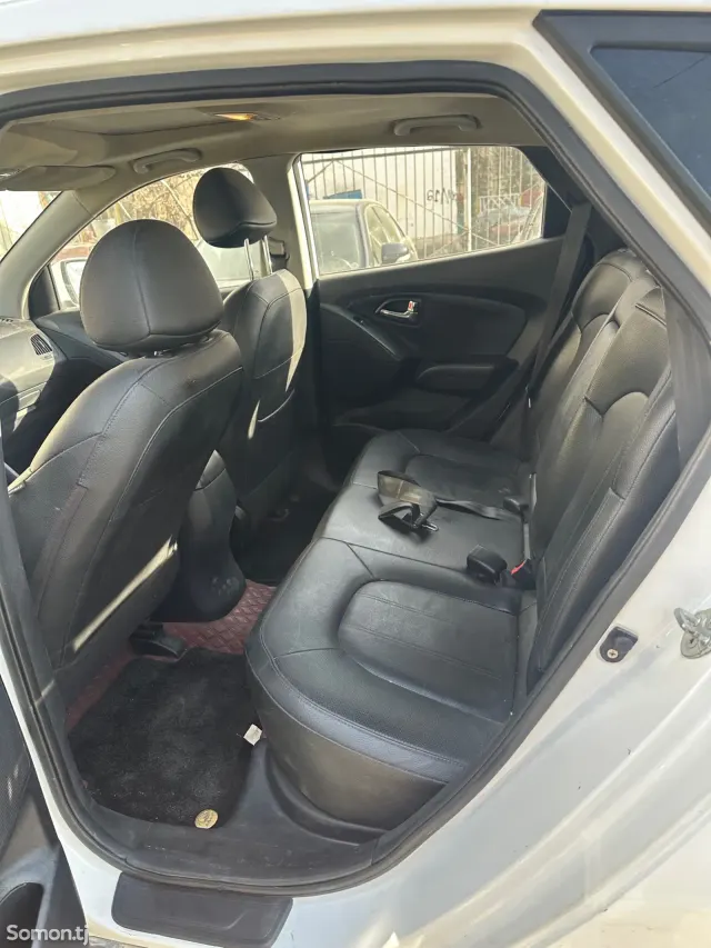 Hyundai Tucson 2014 · 2.0 AT