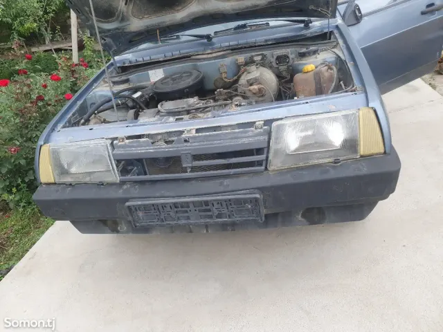 Lada (ВАЗ) 21099 1992 · 1.6 MT
