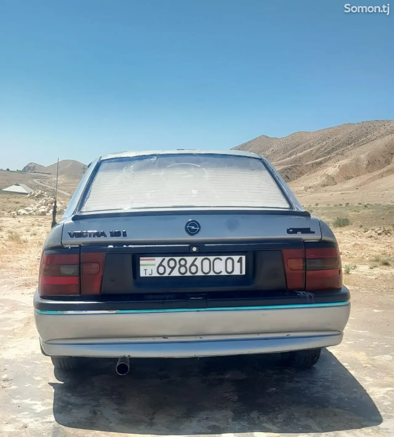 Opel Vectra B 1993 · 1.8 MT