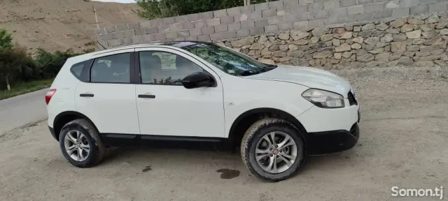 Nissan Qashqai 2011 · 2.0 AT