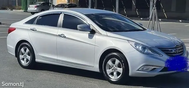Hyundai Sonata 2014 · 2.0 AT