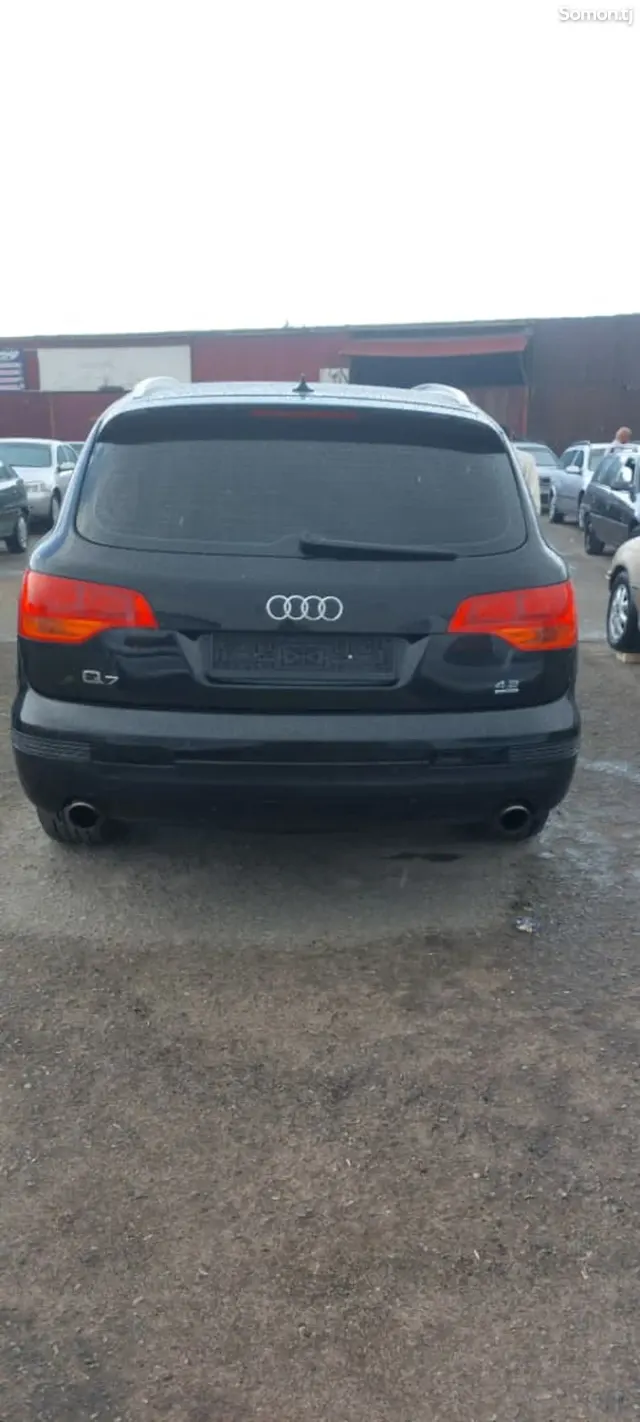 Audi Q7 2007 · 4.2 AT