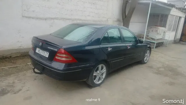 Mercedes-Benz S class 2005 · 1.8 MT