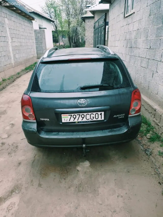 Toyota Avensis 2007 · 2.2 MT