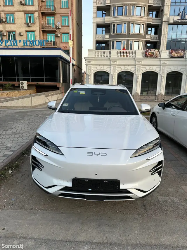 BYD Song Plus 2025 · AT
