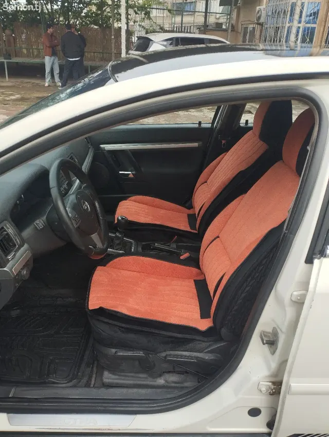 Opel Vectra C 2007 · 2.2 MT