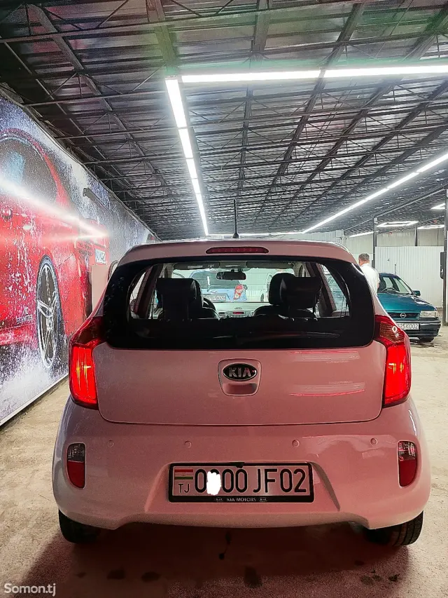 Kia Morning 2014 · 1.2 AT