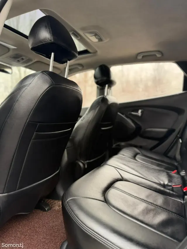 Hyundai Tucson 2014 · 1.6 AT