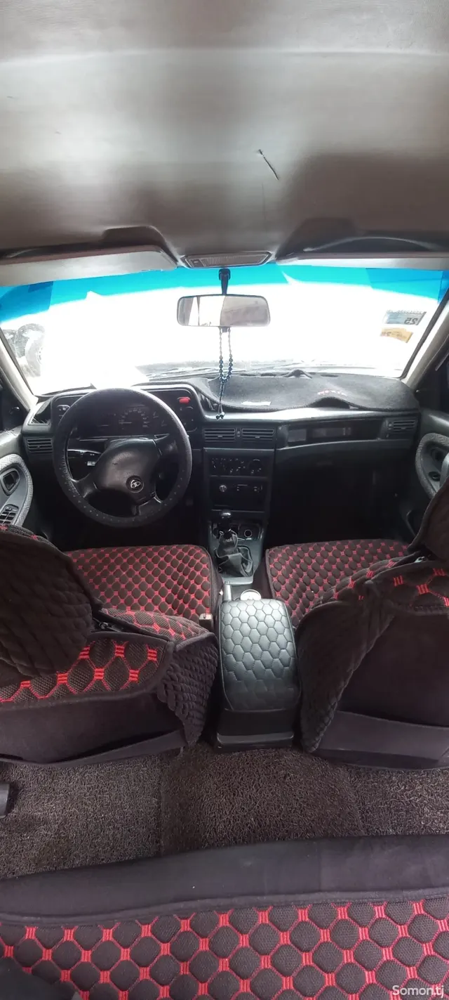 Daewoo Nexia 1994 · 1.5 MT