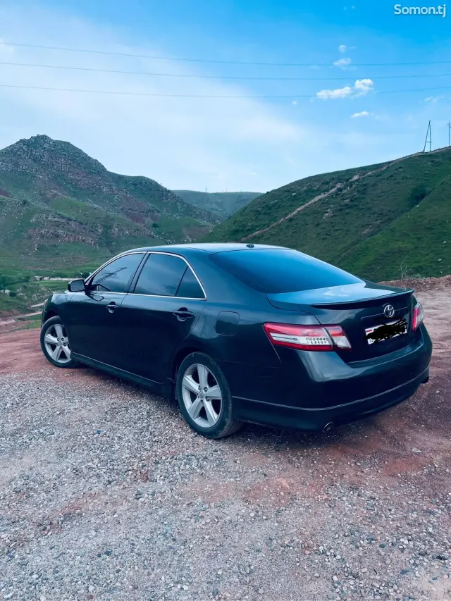 Toyota Camry 2010 · 2.5 AT