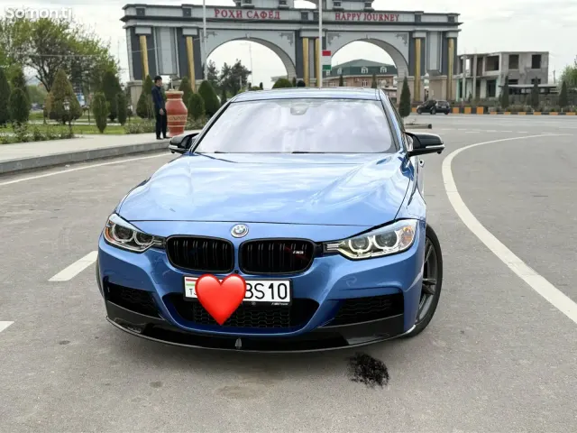 BMW 3 series 2014 · 2.0 AT