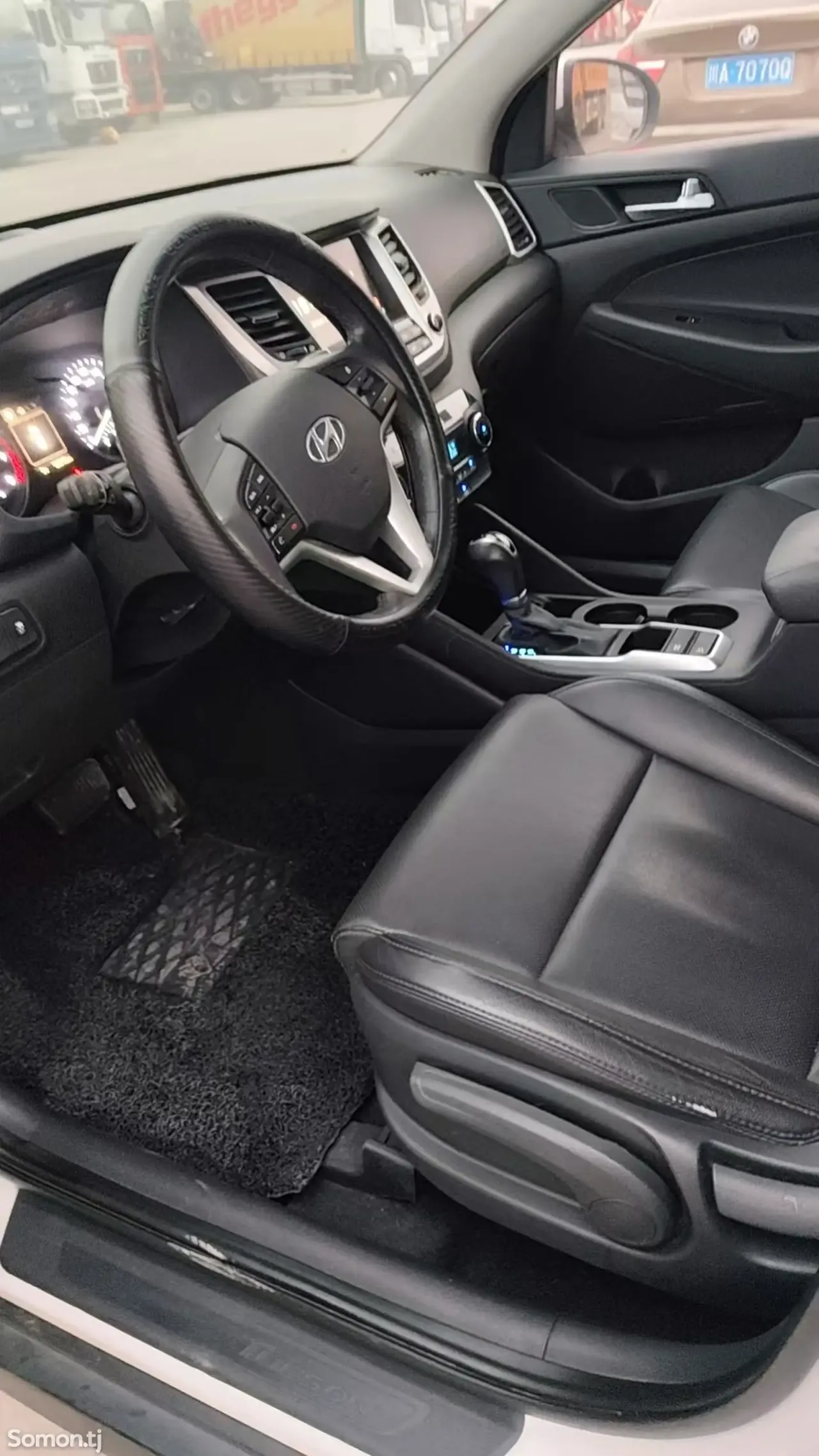 Hyundai Tucson 2016 · 1.6 AT