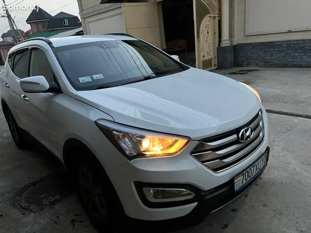 Hyundai Santa Fe 2014 · 2.4 AT