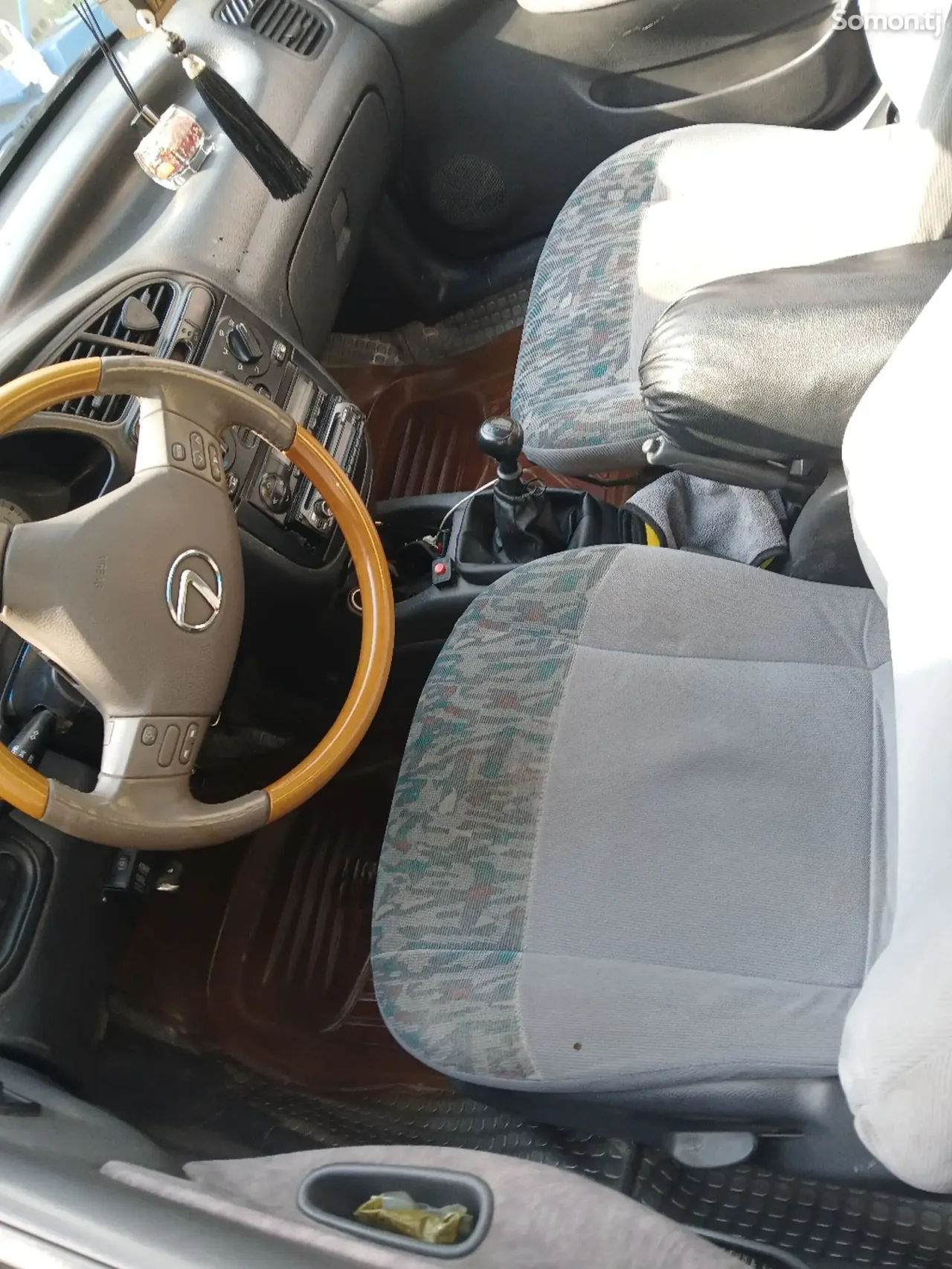 Daewoo Lanos 1997 · 1.6 MT