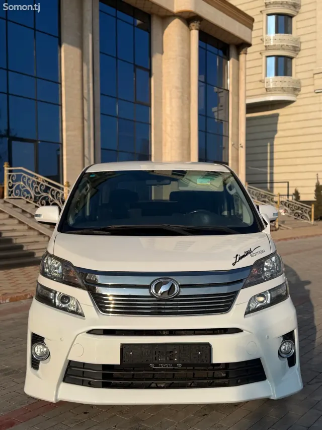 Toyota Vellfire 2014 · 2.4 AT
