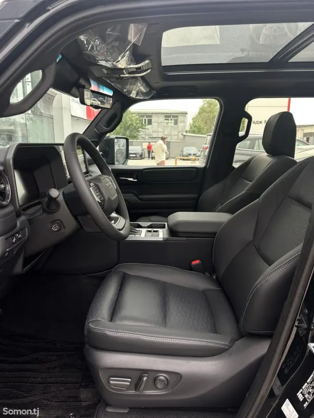 Toyota Land Cruiser Prado 2026 · 2.4 AT