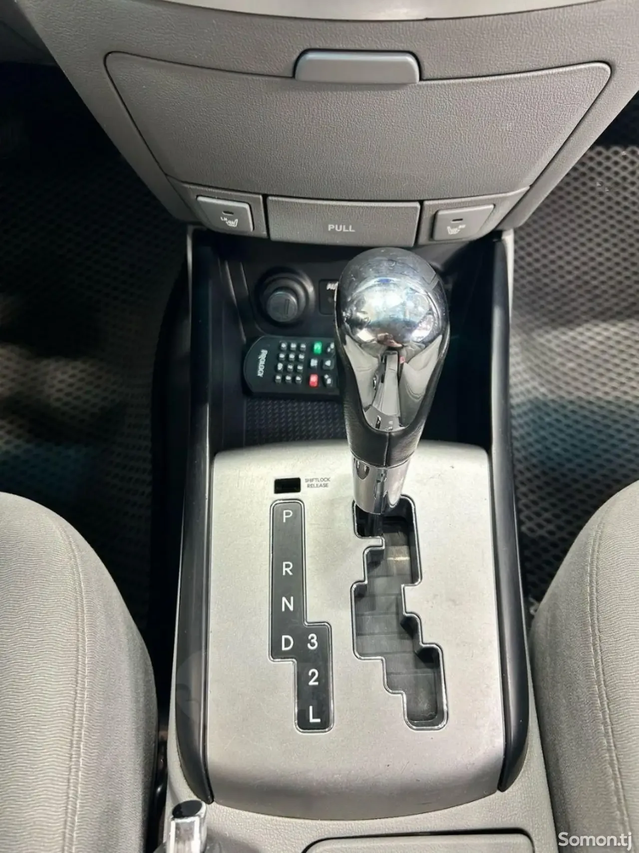 Hyundai Avante 2010 · 1.6 AT