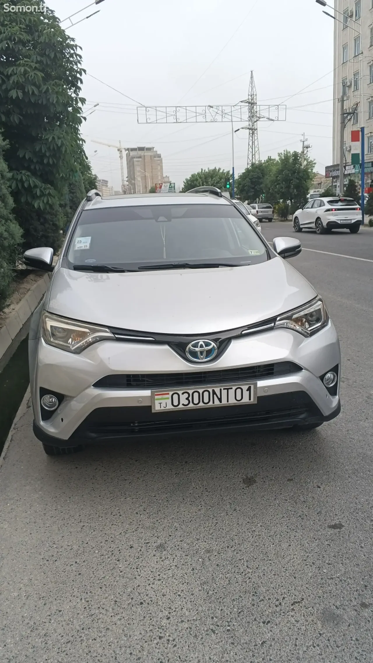 Toyota RAV 4 2017 · 2.4 AT