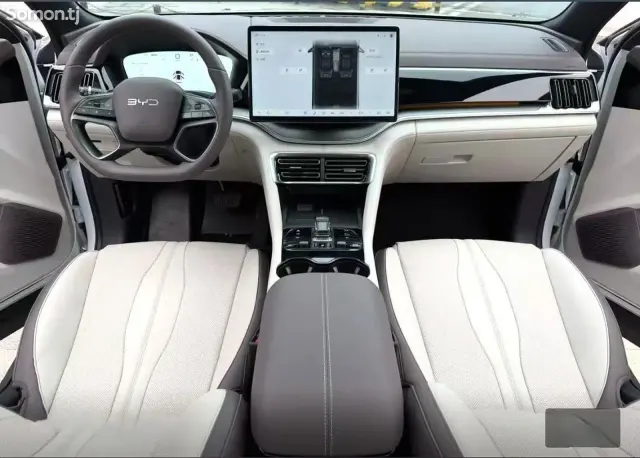 BYD Song Plus 2025 · AT