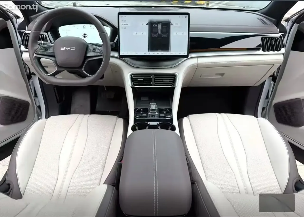 BYD Song Plus 2025 · AT