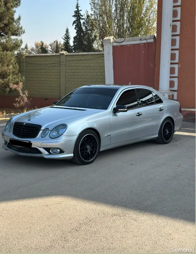 Mercedes-Benz E class 2008 · 3.5 AT