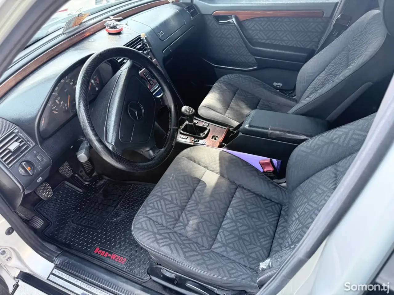 Mercedes-Benz C class 1995 · 1.8 MT