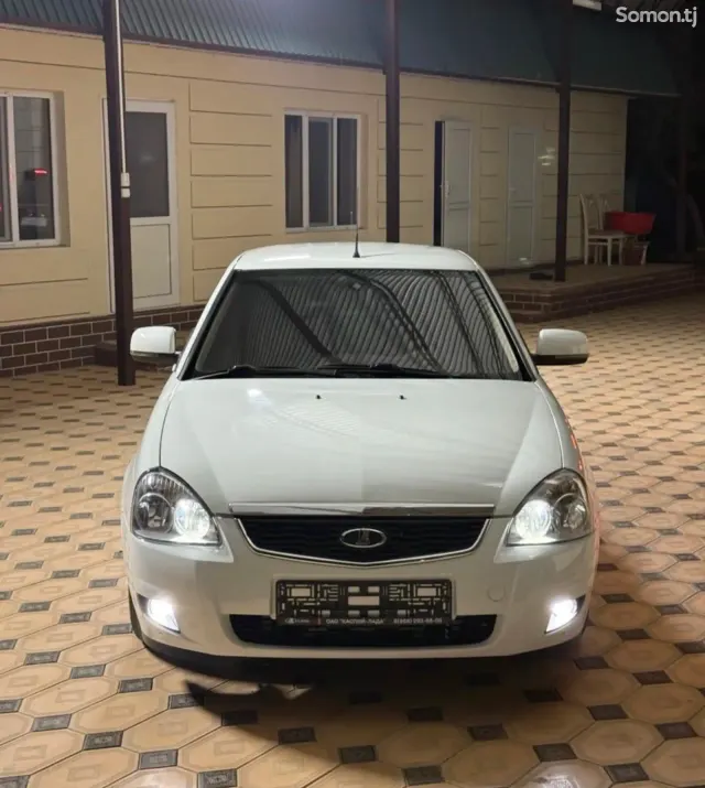Lada (ВАЗ) Priora 2017 · 1.8 MT