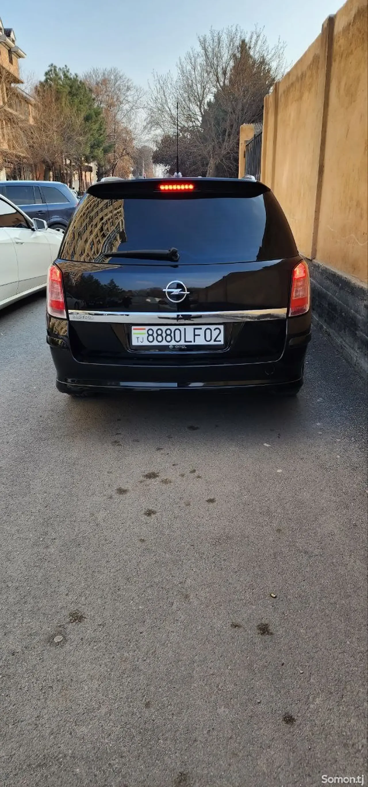 Opel Astra H 2008 · 1.6 MT