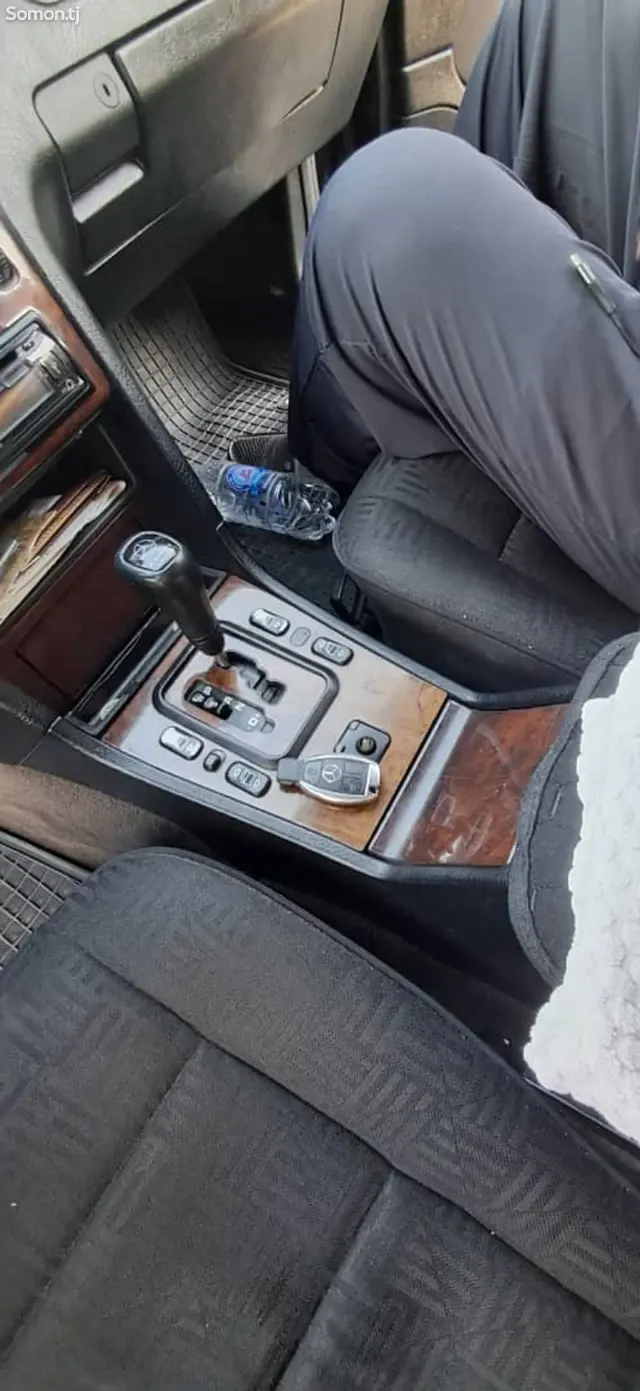 Mercedes-Benz C class 2000 · 2.0 AT