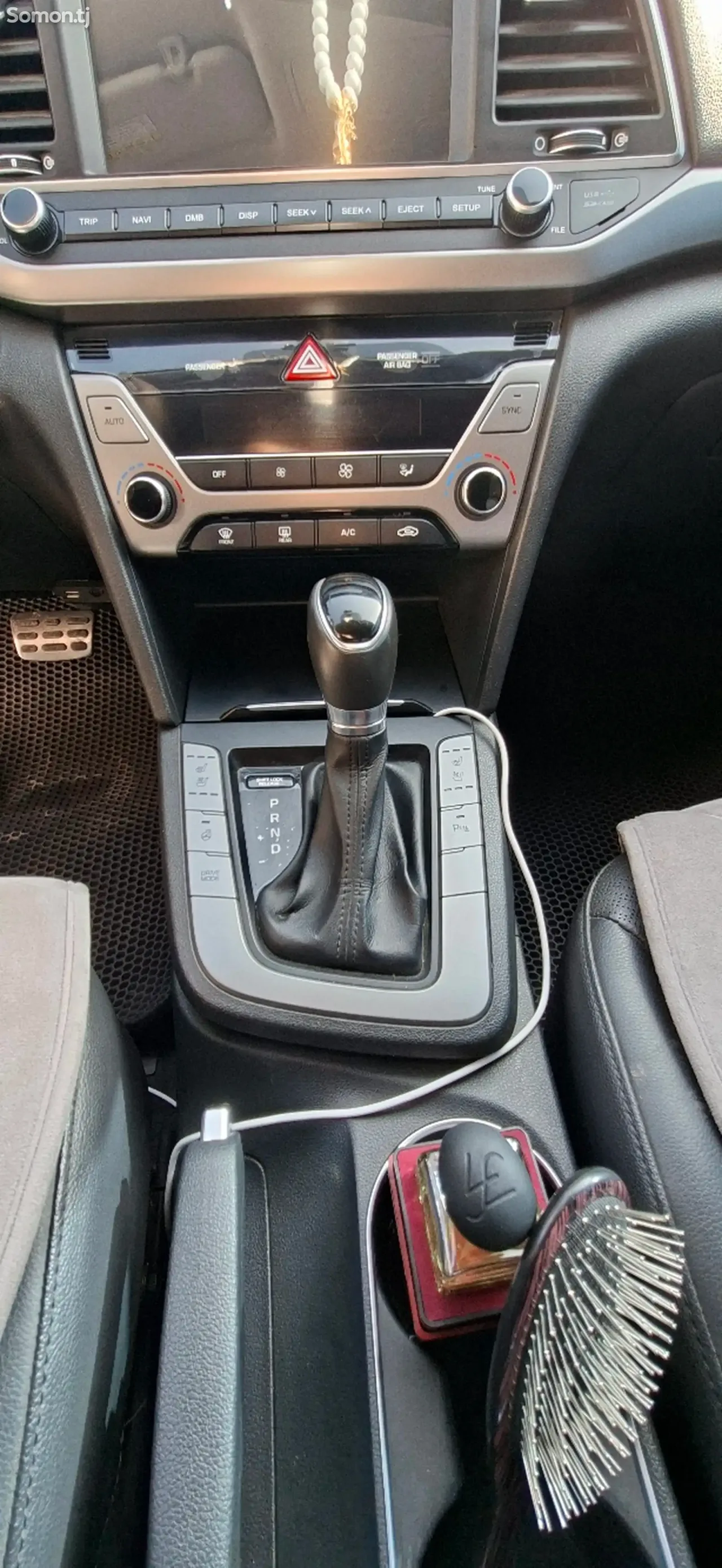Hyundai Avante 2016 · 1.6 AT