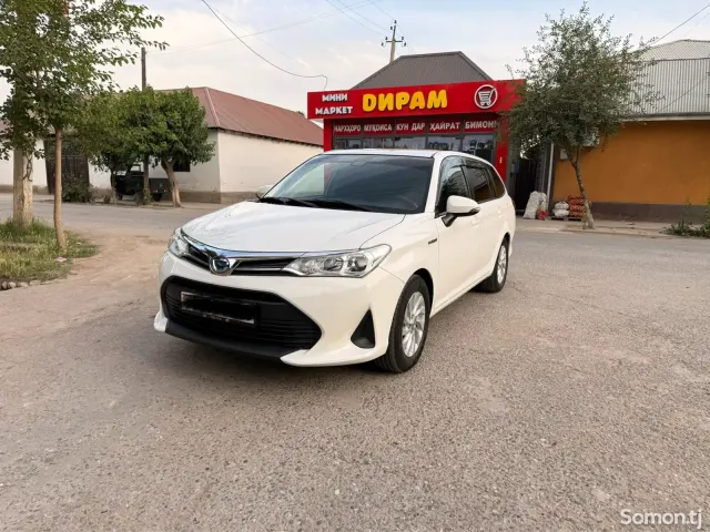 Toyota Fielder 2017 · 1.5 AT