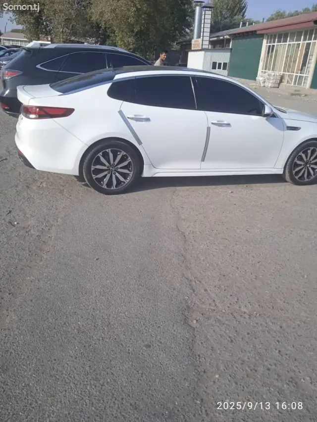 Kia Optima 2018 · 2.4 AT