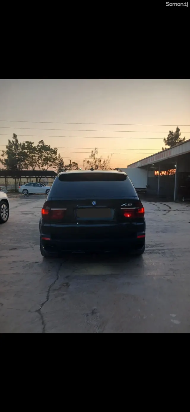 BMW X5 M 2010 · 3.0 AT