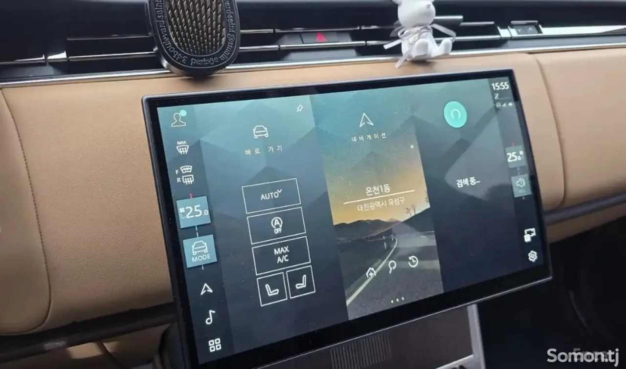 Land Rover Vogue 2025 · 4.4 AT