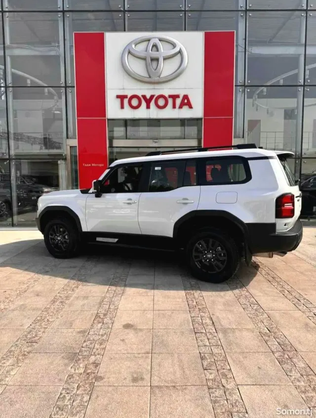 Toyota Land Cruiser Prado 2026 · 2.4 AT