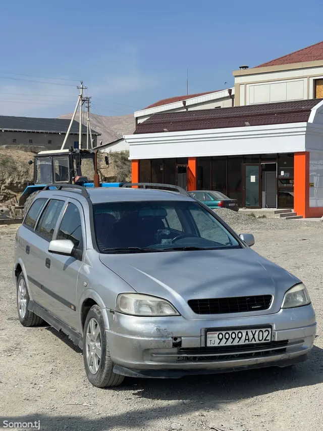Opel Astra G 2000 · 1.6 MT
