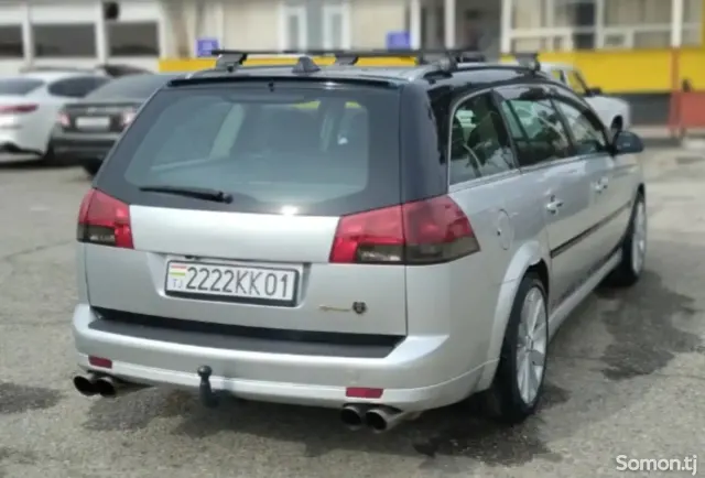 Opel Vectra C 2005 · 2.2 AT