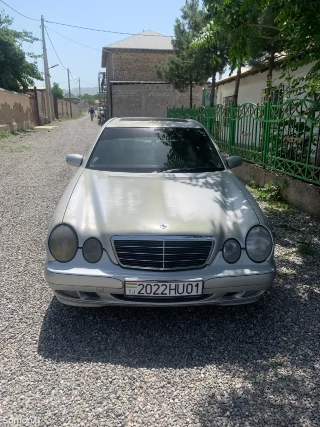 Mercedes-Benz C class 1997 · 3.2 AT